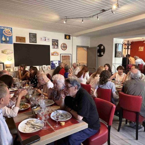 Dernier repas au restaurant du village